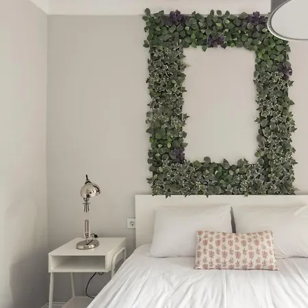 Central And Refreshing Flat In Beyoglu Apartment *